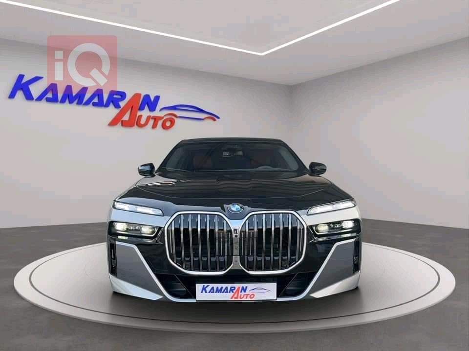بی ئێم دەبڵیو سیریەس 7